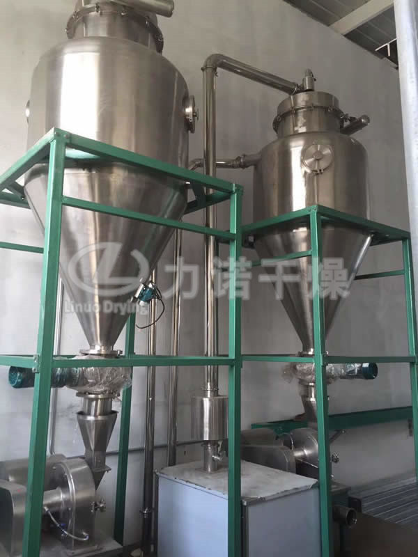 ���ܷ������